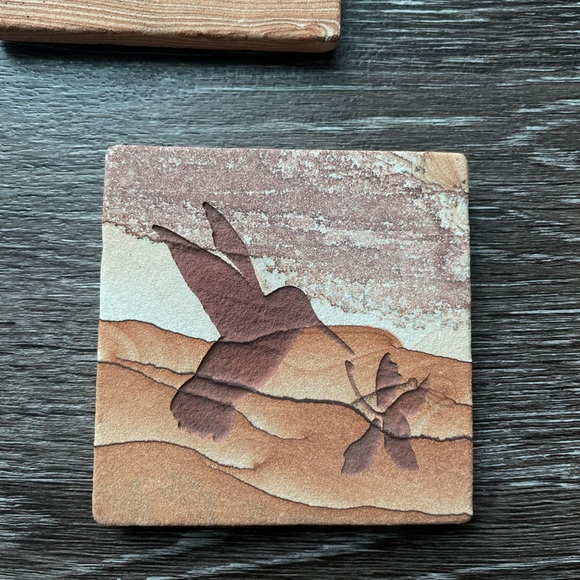 Set of 5 Sandstone Kokopeli Style Southwestern Cork Lined Coasters 3.5" - Picture 3 of 5